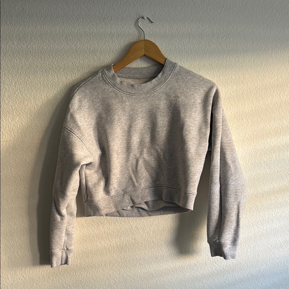 Cropped mate the label sweatshirt